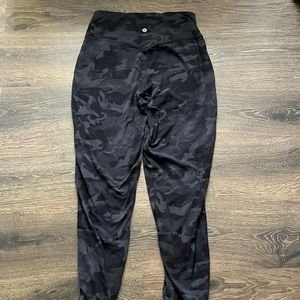 Lululemon Align joggers size 6